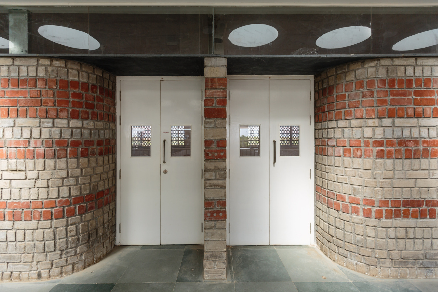 印度乡村校园新地标 | 融入本土元素的低成本绿色设计-39