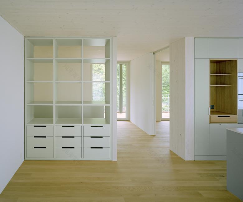 在菲斯利斯巴赫的山坡上居住丨瑞士丨Kollektiv Marudo-35