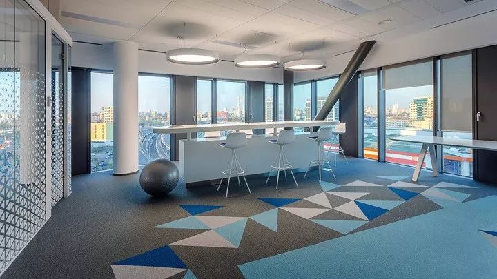 科幻未来主义元素融入的 Thales 泰雷兹办公室设计-53