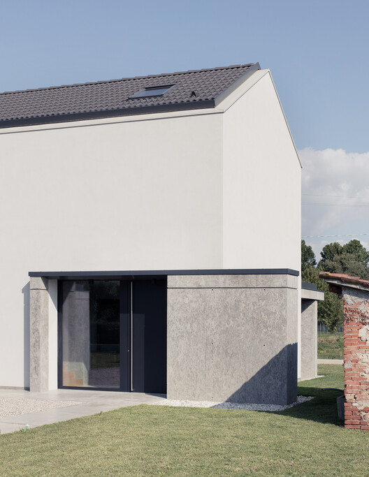 意大利 Rosà 私人住宅丨Didonè Comacchio Architects-18