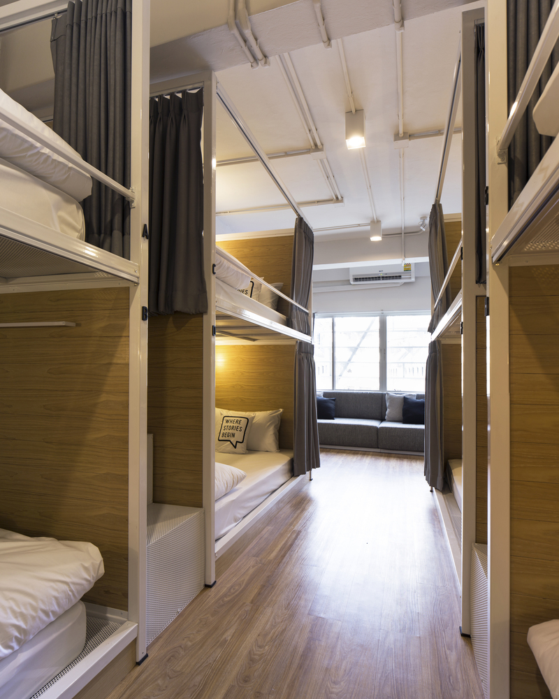泰国"Bed One Block Hostel" 以小见大，社交空间与私密空间的完美平衡-32