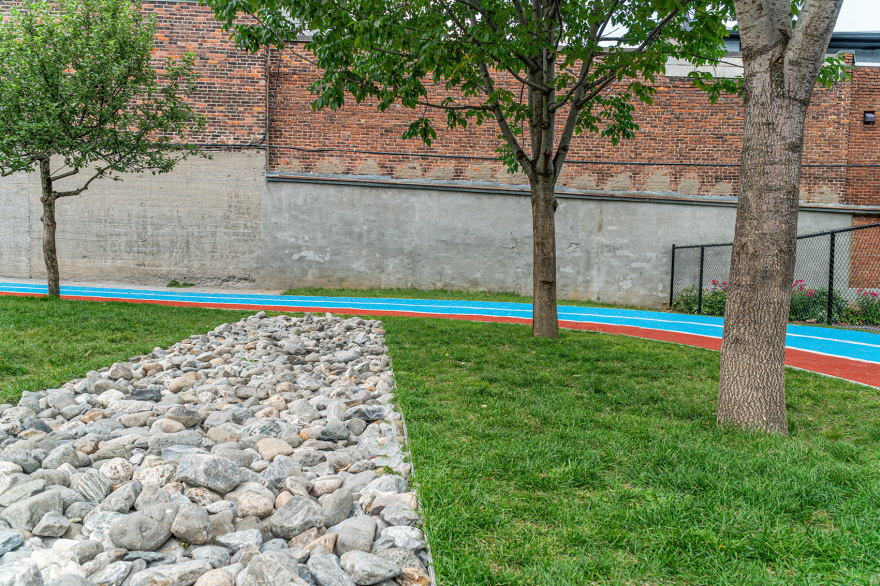 乌尔苏拉学校操场丨加拿大魁北克丨EVOQ Architecture-29