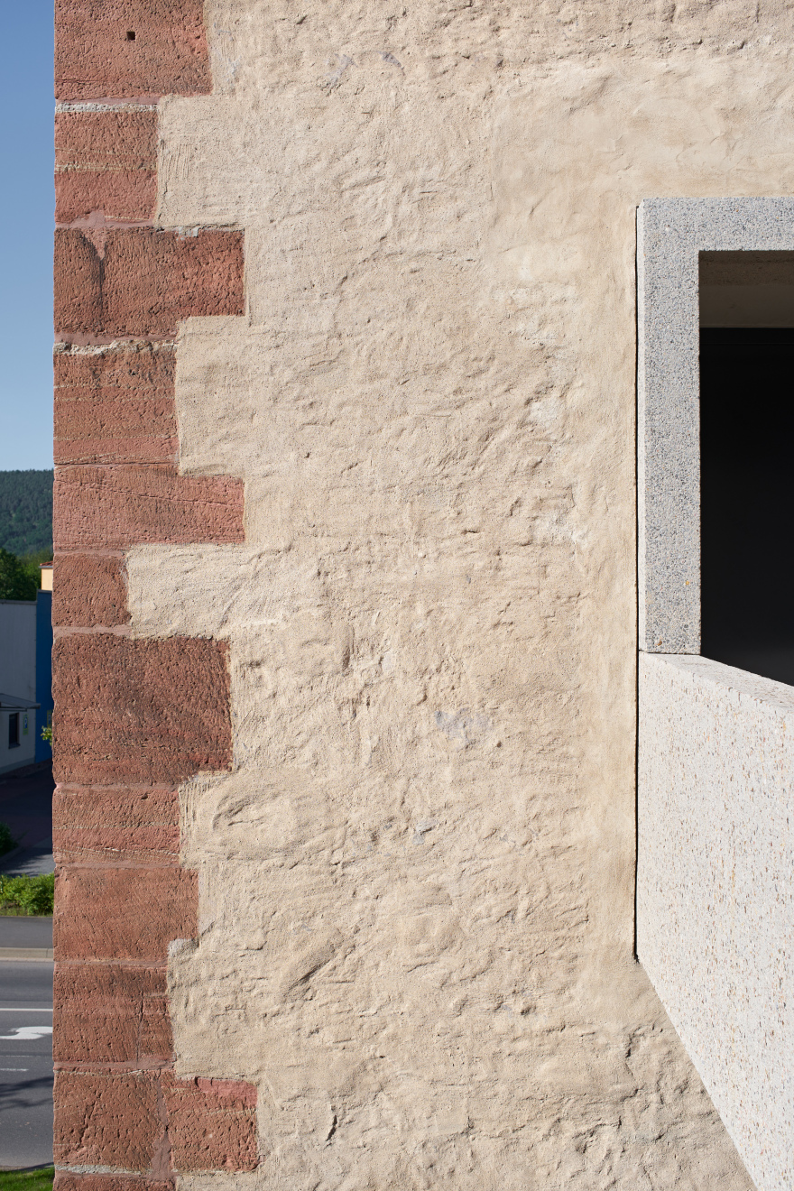 红砂石之城的博物馆、档案室与青年中心-24