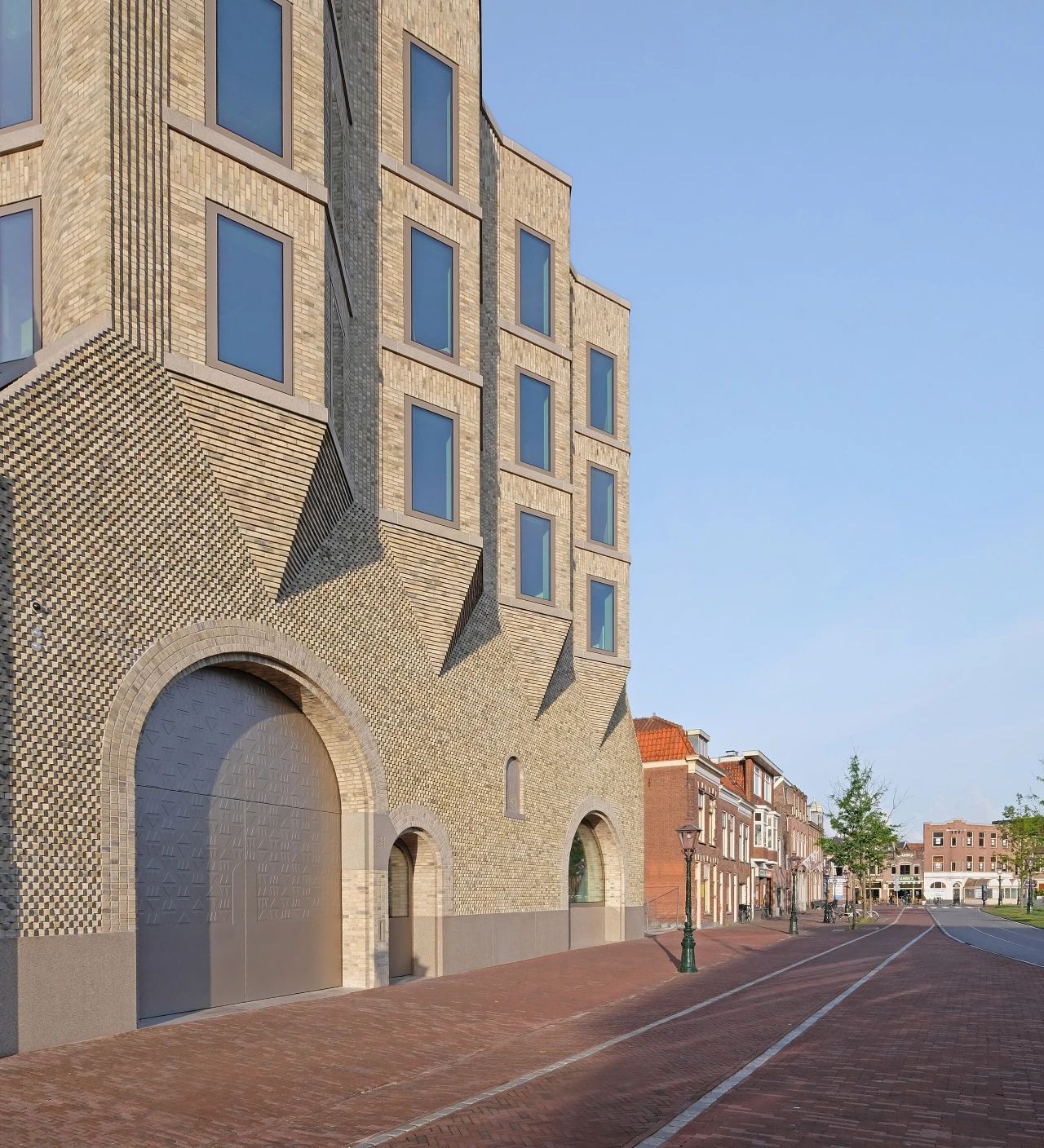 全球最具创意的十座红砖建筑丨孟加拉国丨PMA Madhushala,Sthapotik,CTA 等-148