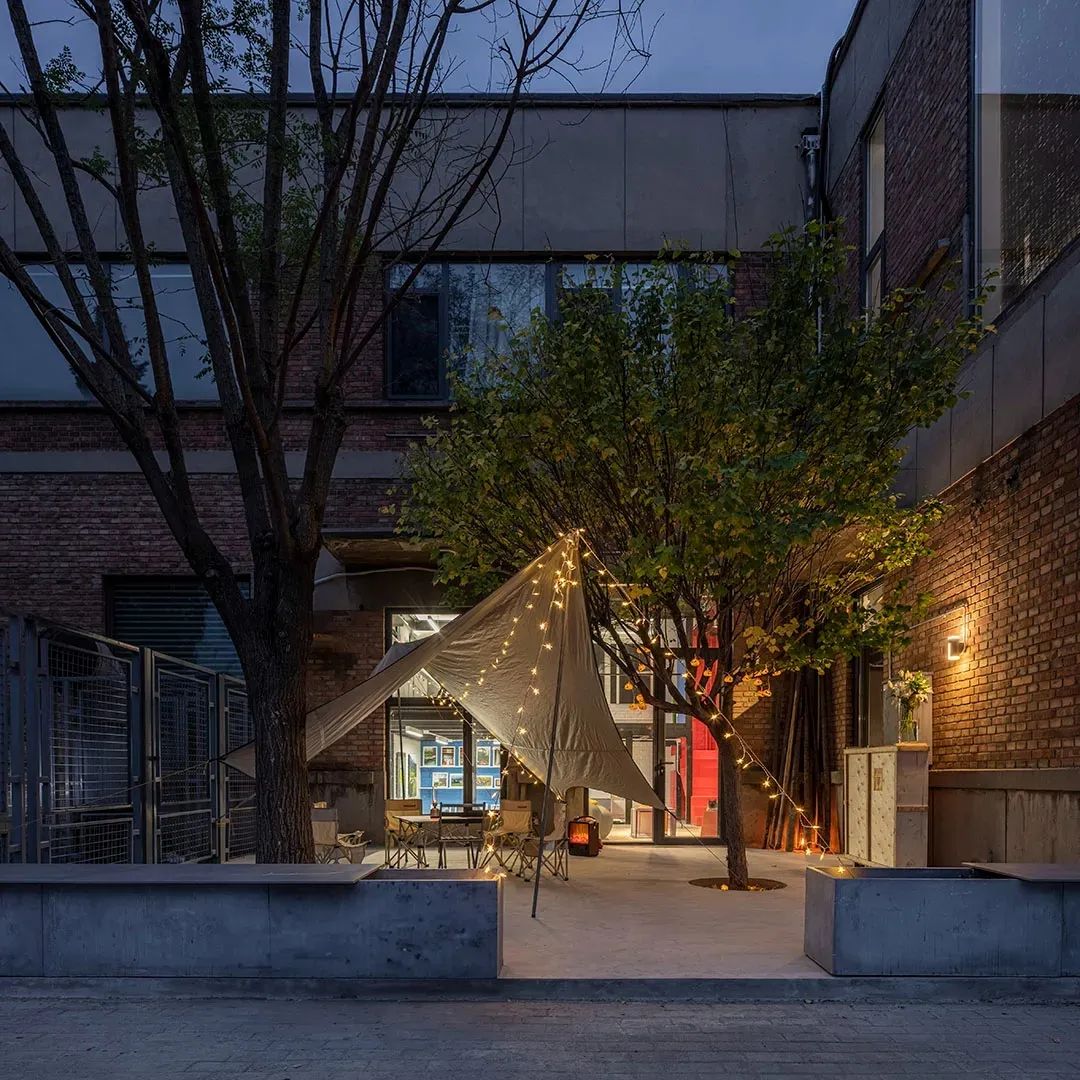 蒙德里安虫洞丨中国北京丨UK Studio Office-23