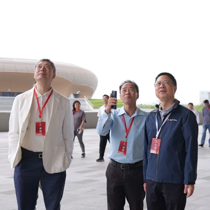 大地幕墙携行业同仁共探大湾区文化体育中心-28