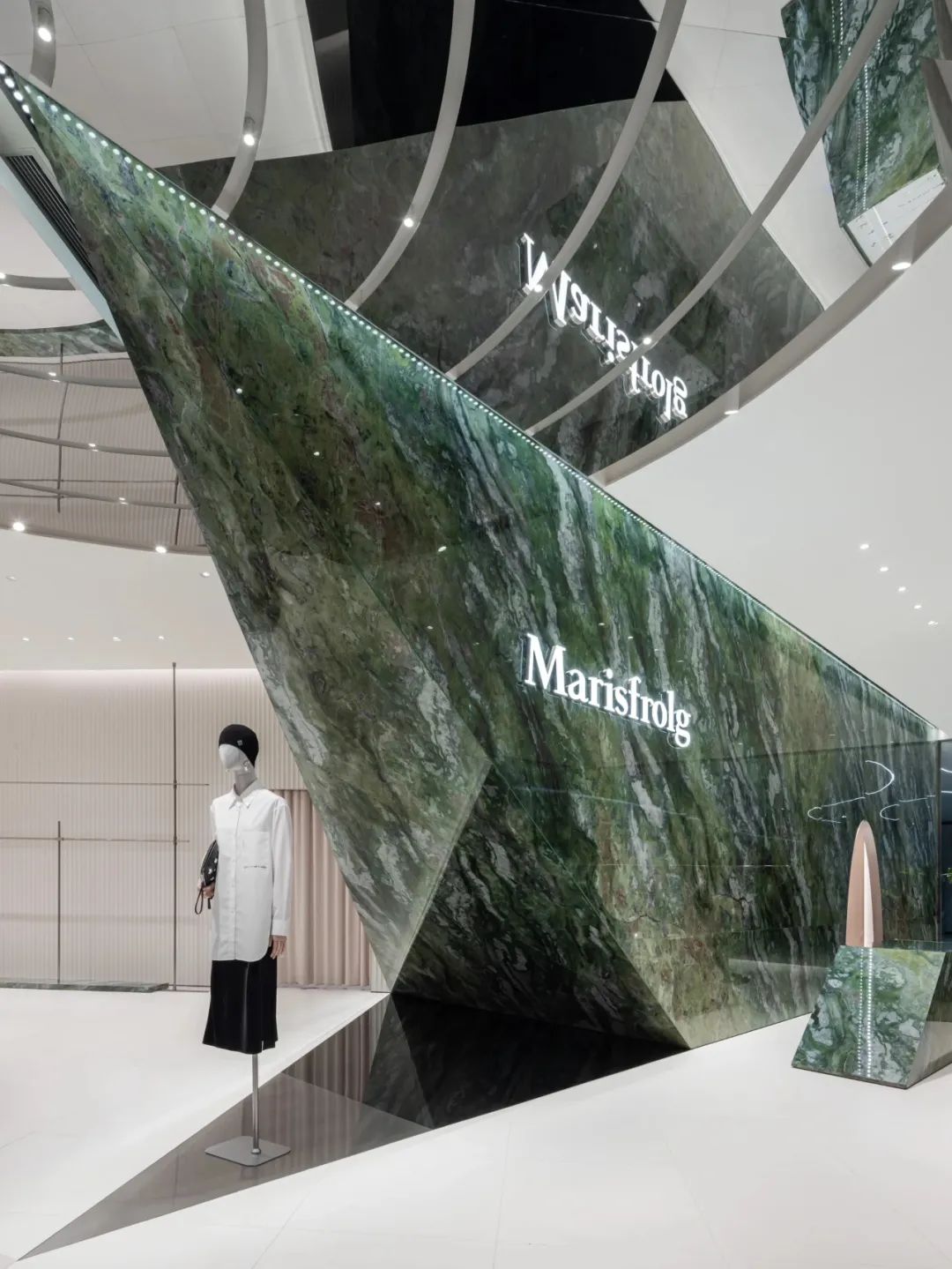 Marisfrolg 武汉店丨中国武汉丨SUMMER 夏天设计事务所-9