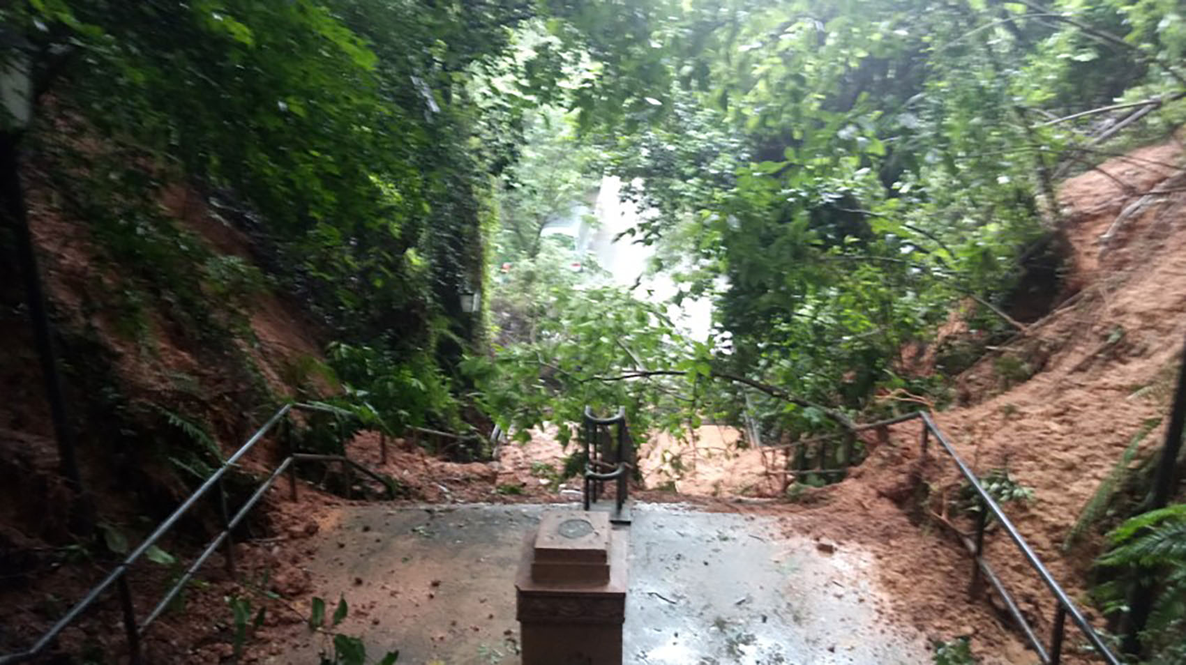 华南理工大学（五山校区）百步梯两侧边坡修缮加固工程，广州 / 华南理工大学建筑设计研究院有限公司，环境艺术设计一所-58