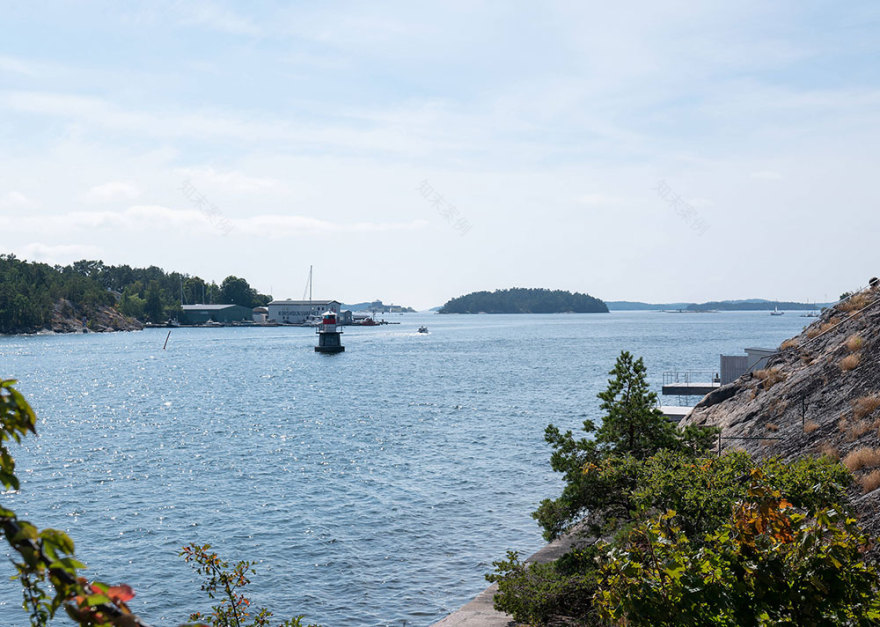 瑞典水岸豪华别墅 | 古典与现代的完美结合-19