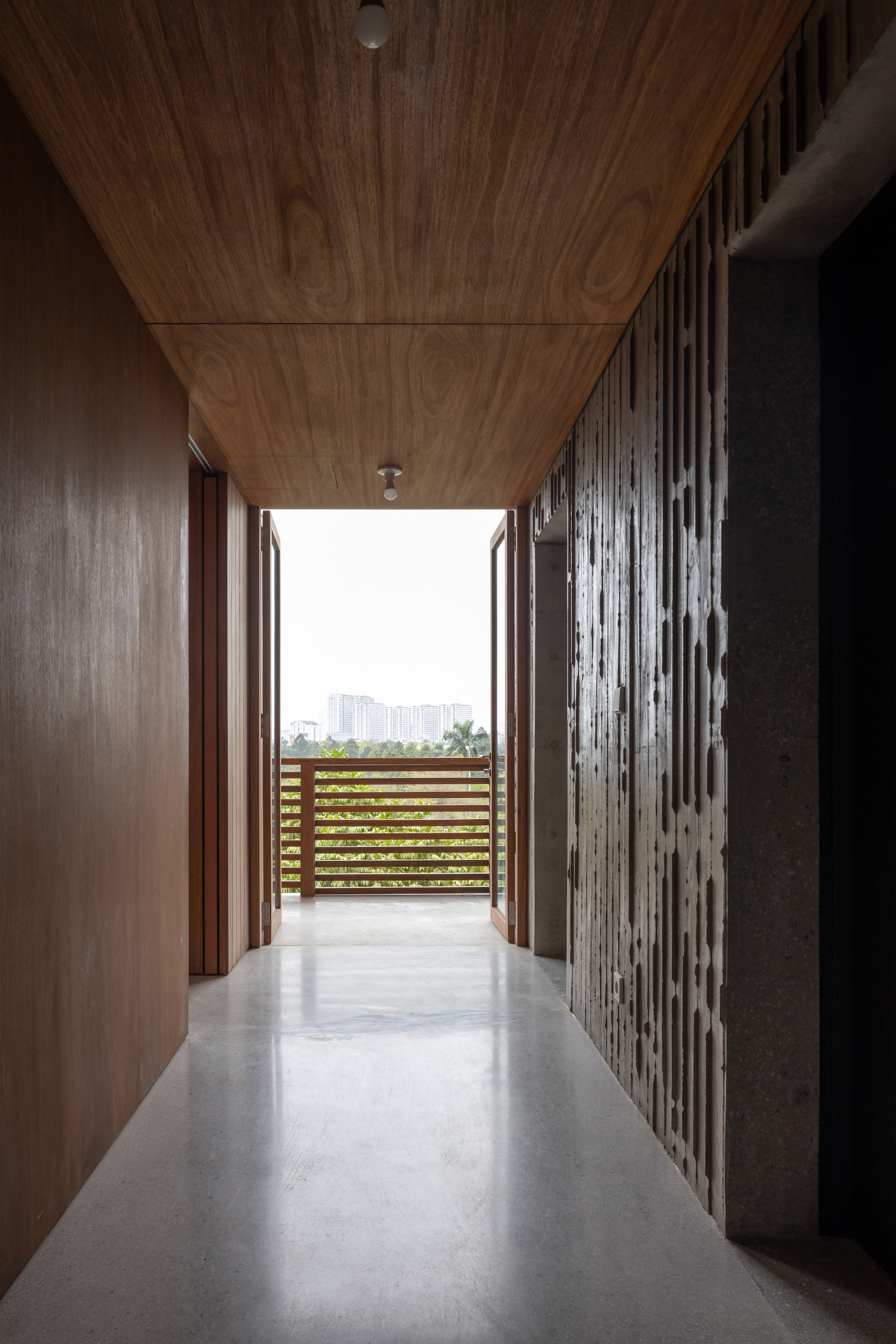 Vertical Tube House - Kam and Ly House / HGAA + Jien Jun + naïve practice + Taewon Park-23