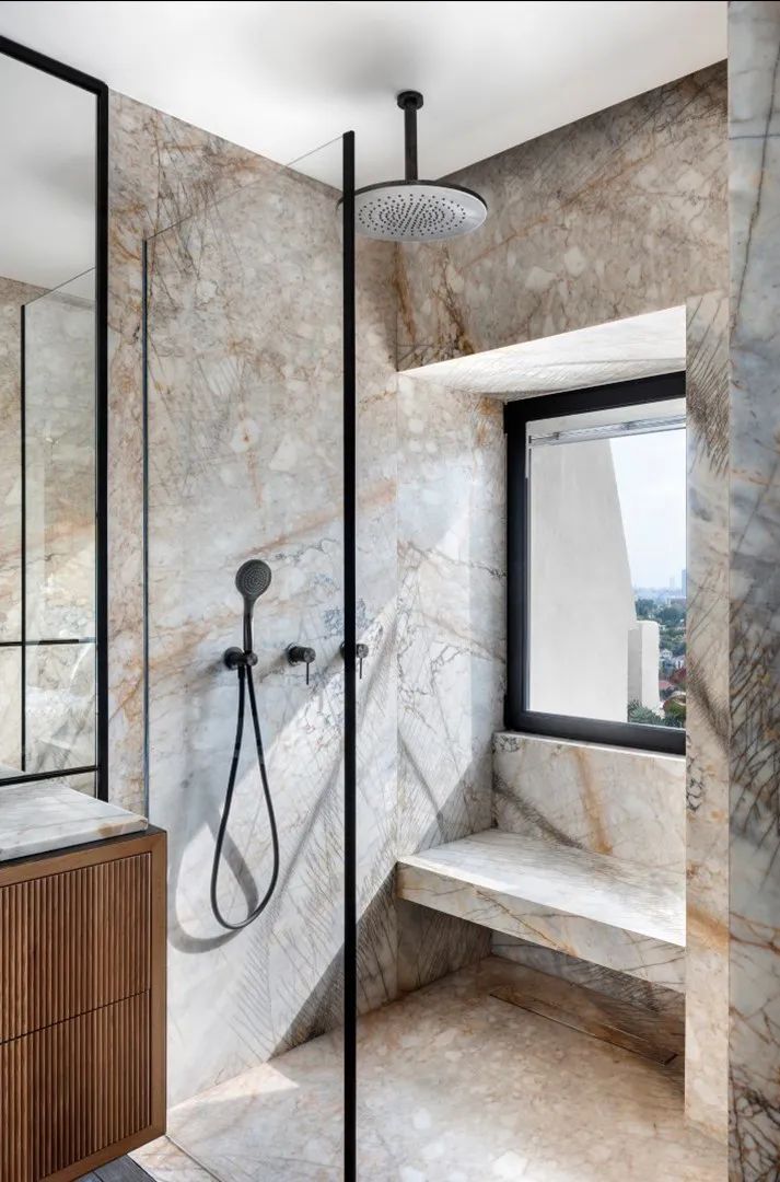 特拉维夫顶层住宅,黑白色调的时尚空间-79