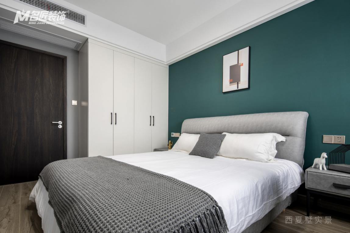 四口之家现代风装修案例-22