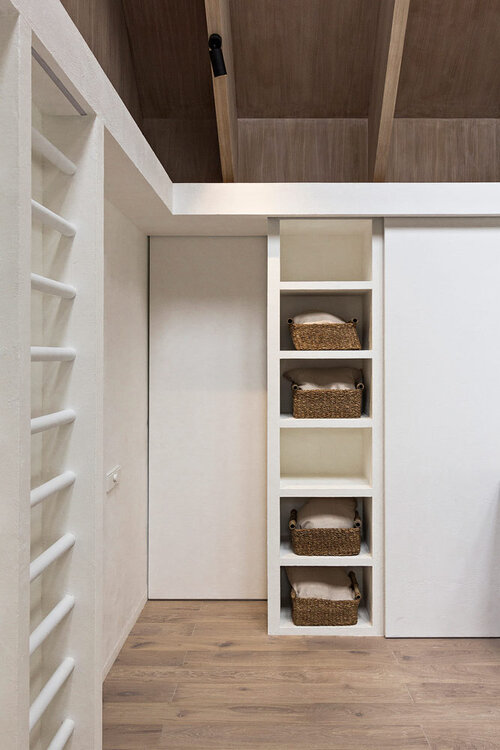 family room BUROWHITE-6