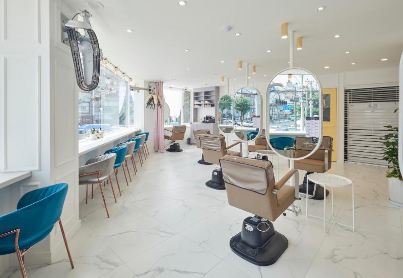 简约时尚 31 平美容室设计-7