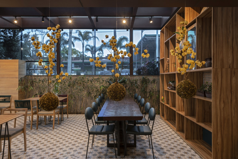 老大(2019) 或 头目(2019) 或 首领(2019) 或 头儿(2019) 或 霸主(2019) 或 大老板(2019) 或 巨头(2019) 或 大亨(2019)-20