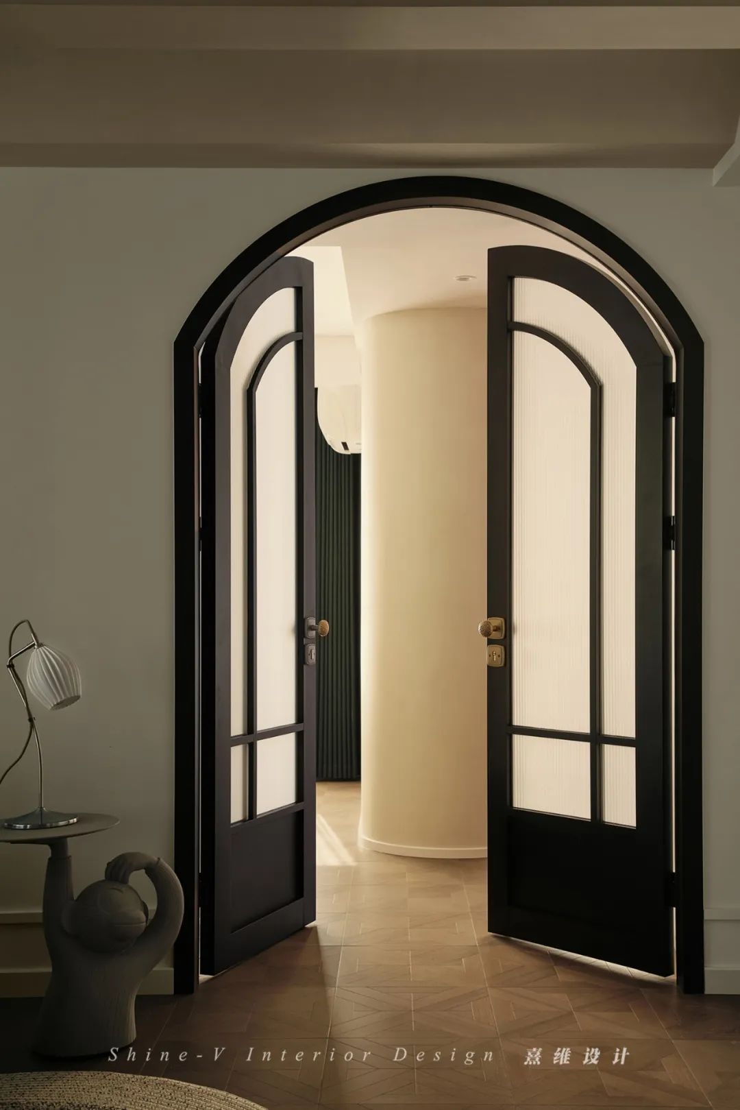 悦己 · 复古波浪吊顶咖啡厅之家丨中国南京丨熹维设计-46