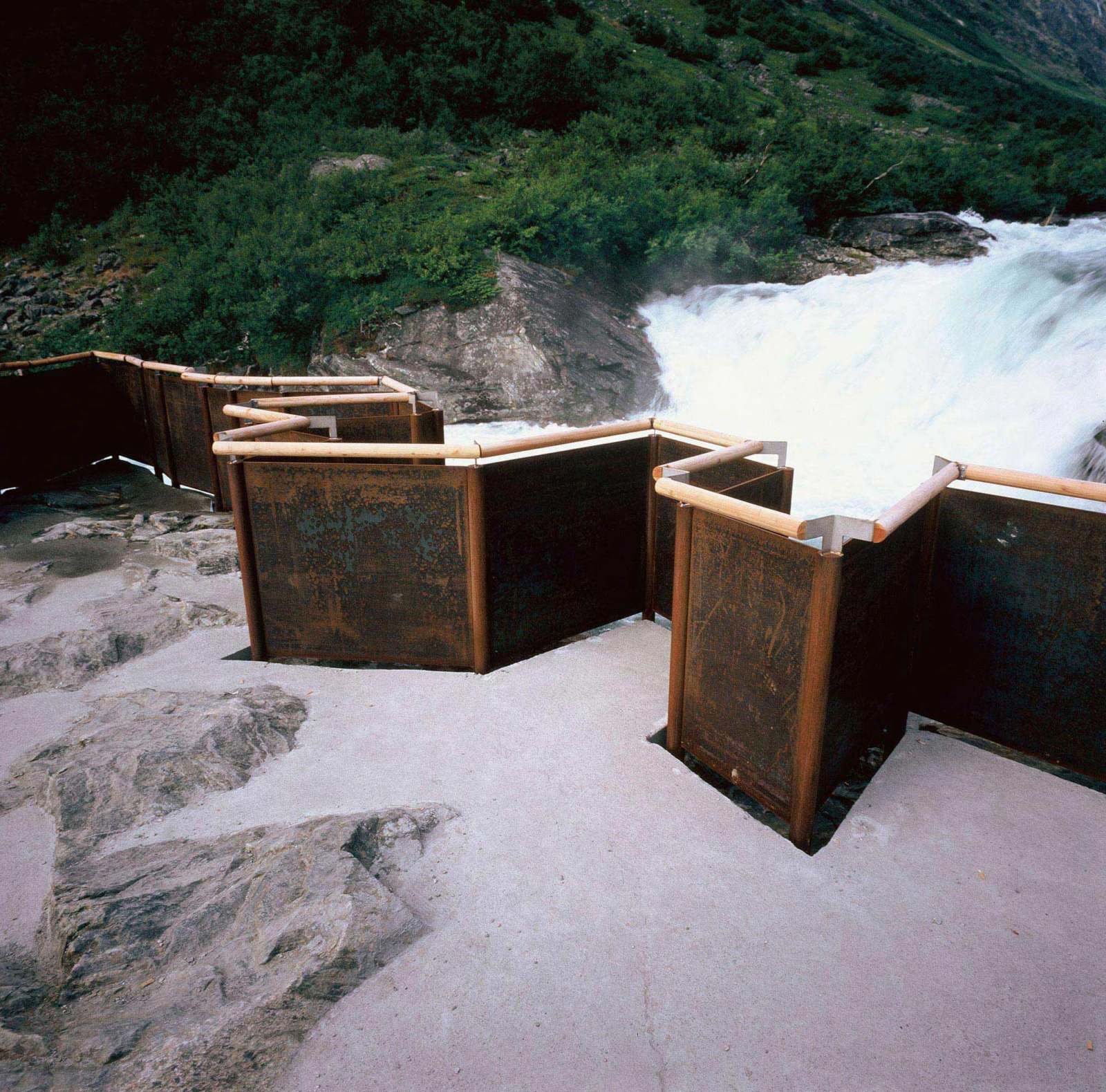 崖边观景平台创新设计-8