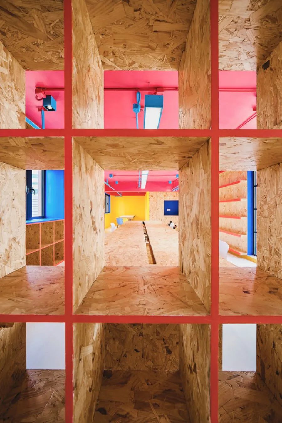 上海彩色办公室丨中国上海丨张烨建筑事务所-39