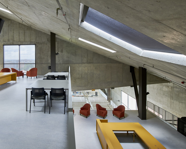 南非金伯利大学学生资源中心-36