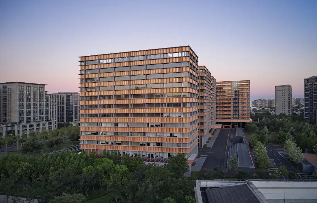 上海现代汽车服务产业集聚区尚鸿商务中心丨中国上海丨致正建筑工作室等多家机构-2