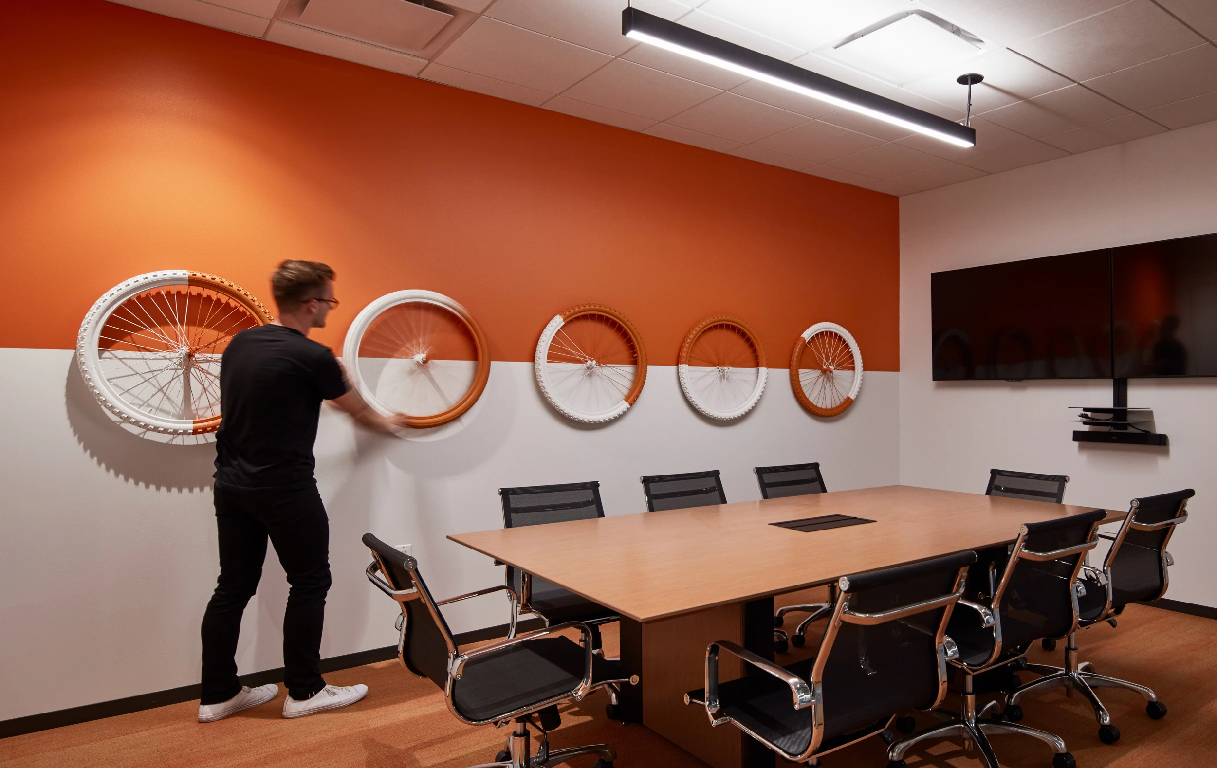 芝加哥 Glassdoor 办公室——现代都市中的活力空间-31