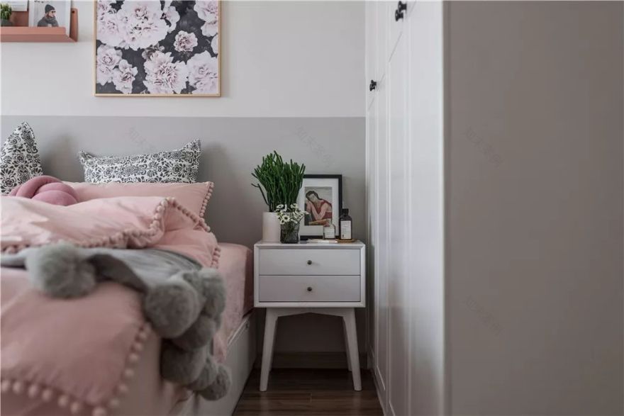 90 后女生 70㎡北欧轻奢小窝,墨绿++ 黄铜演绎精致生活-64