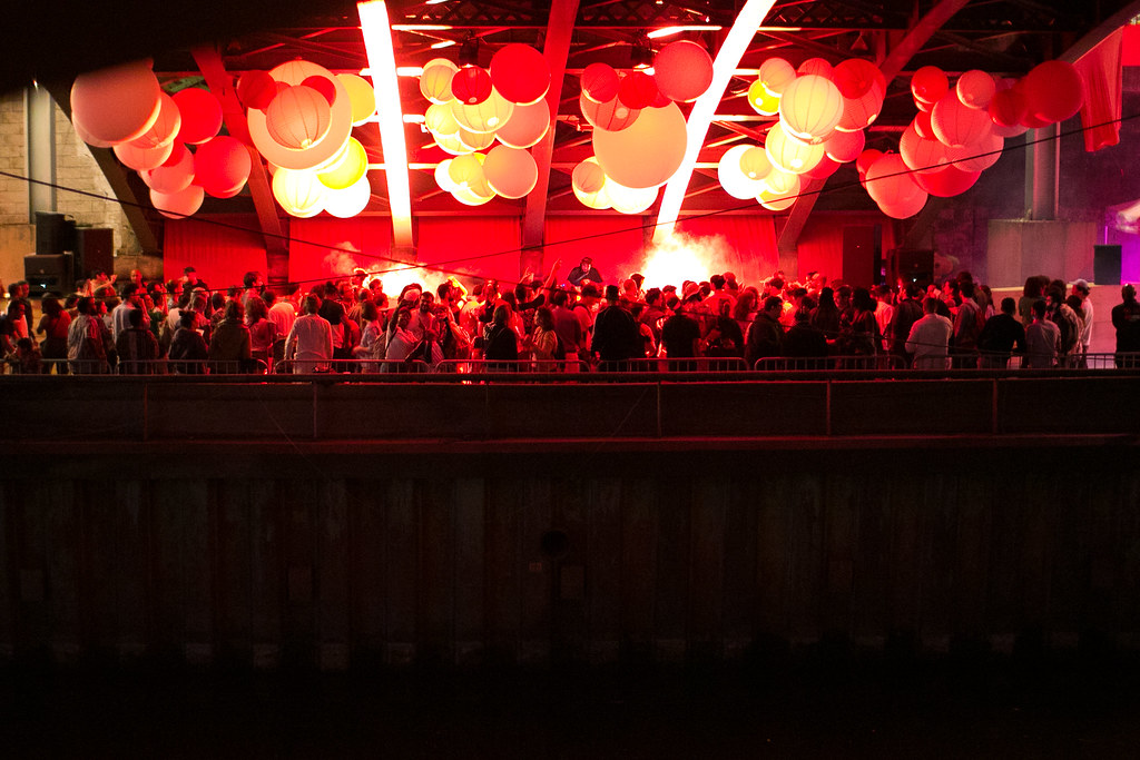 CABARET SUR BERGE（圣但尼塞纳河畔露天酒馆布景）丨法国-55