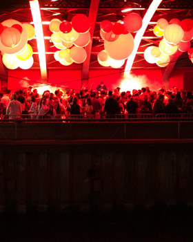 CABARET SUR BERGE（圣但尼塞纳河畔露天酒馆布景）丨法国