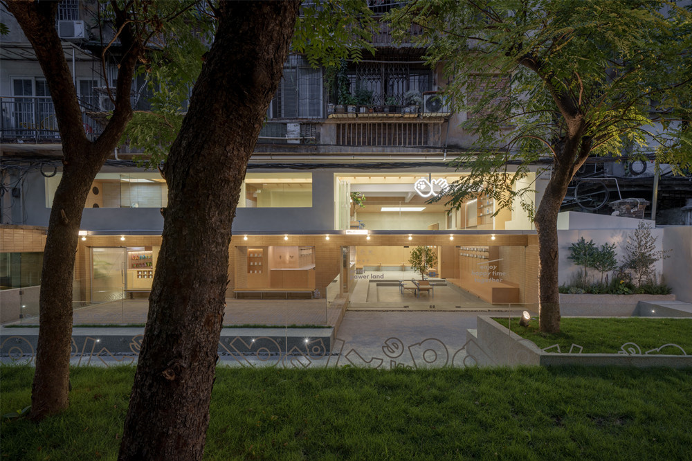 pawer land人宠社交空间丨中国广州丨Informal异规设计-17