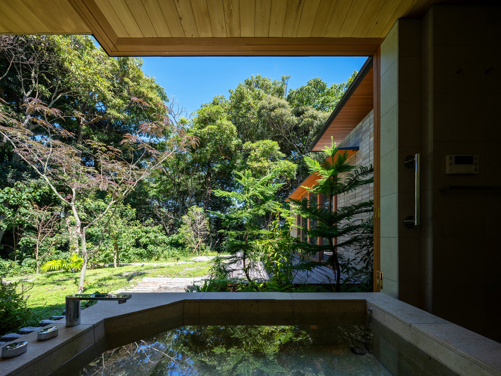 House at the Urban-Nature Threshold丨Teitakusubako + Yusuke Igarashi Architects-25