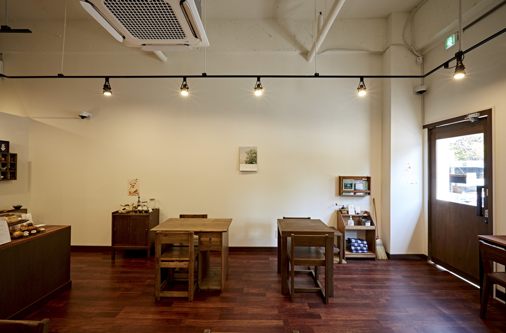 小空间大作为——14 坪咖啡厅的温馨设计-9