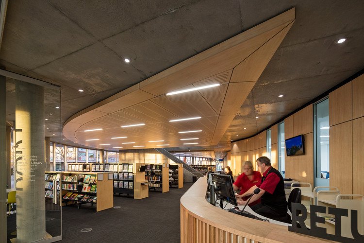 Frank Bartlett Memorial Library and Moe Service Centre fjmt-22