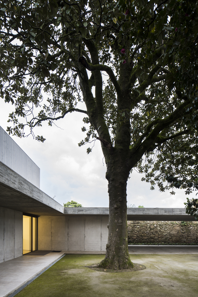 葡萄牙 Soutelo 乡村别墅 | 和谐融入自然的室内设计-32