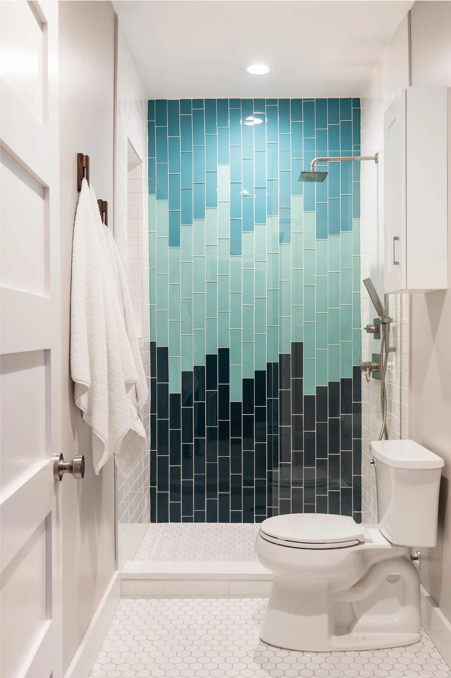 贝尔维尤小平房丨LU Design Build,设计师Rochelle McAvin-5