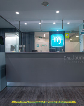 Arquitectura/Interiores. Clinica Dental Maria Jaume
