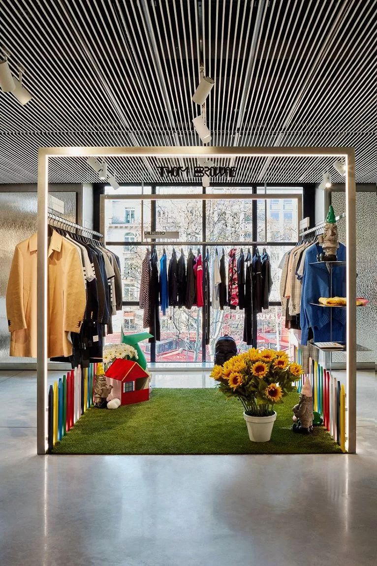 香榭丽舍大街老佛爷百货新旗舰店 | BIG-17