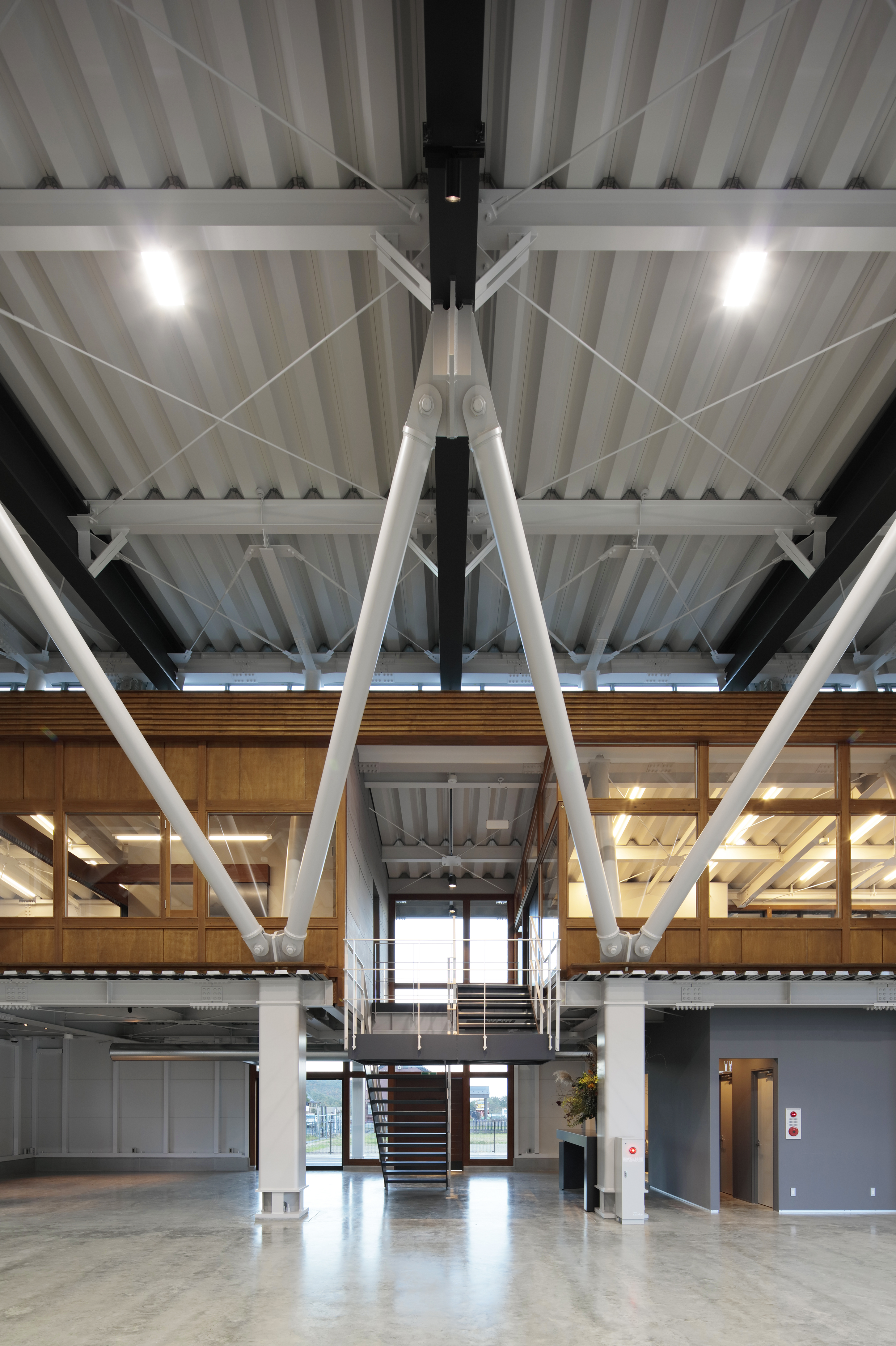 Hanger 1 航空機展示場丨日本福岛丨FEDL (Far East Design Lab.)-44