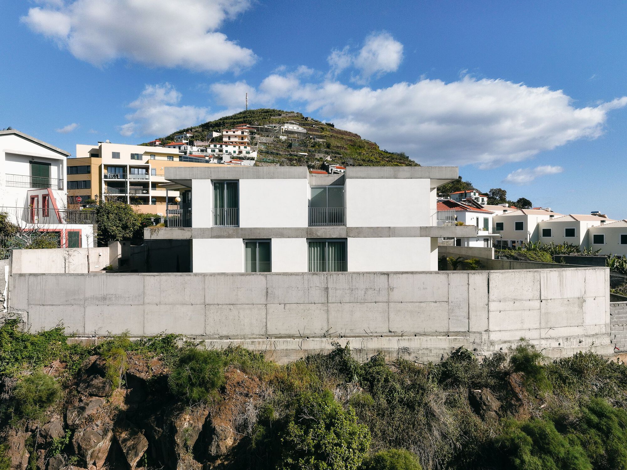 塞拉多·达阿德加的房子丨葡萄牙丨AA. Arquitectos-11