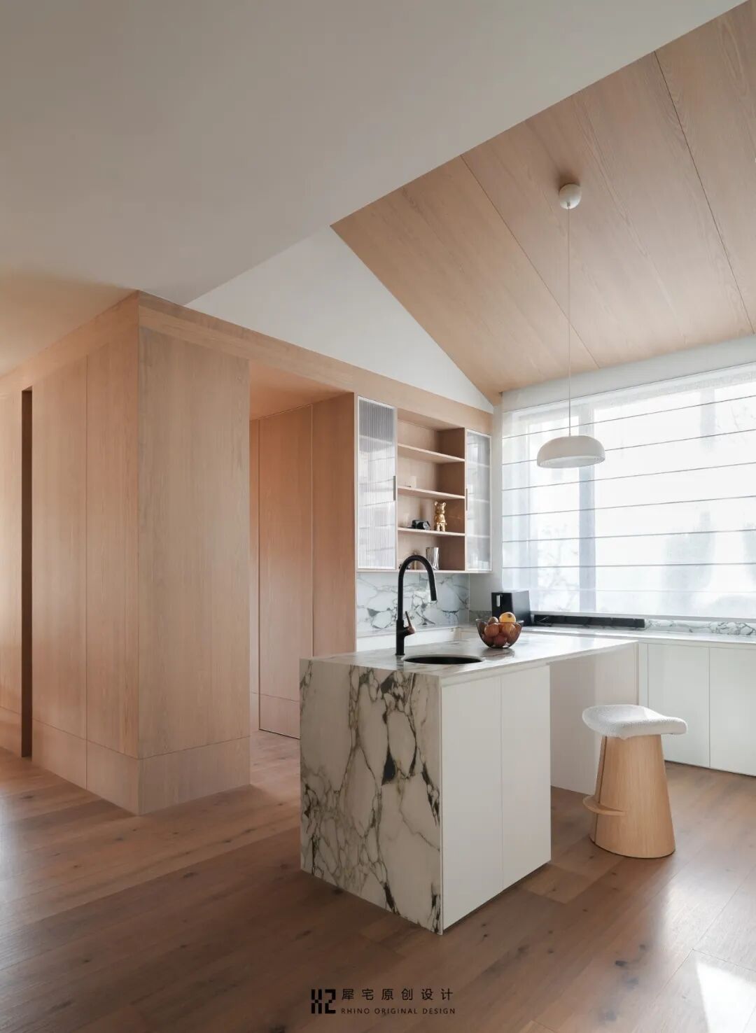 天井重构+楼梯移位，装下三代人的理想生活-59