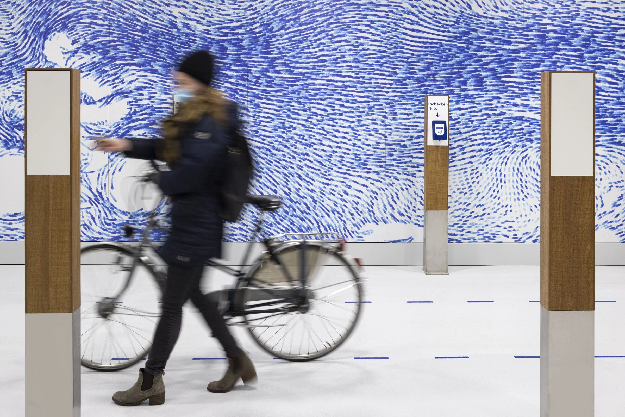 自行车棚和车站广场丨荷兰兹沃勒丨Kraaijvanger-19