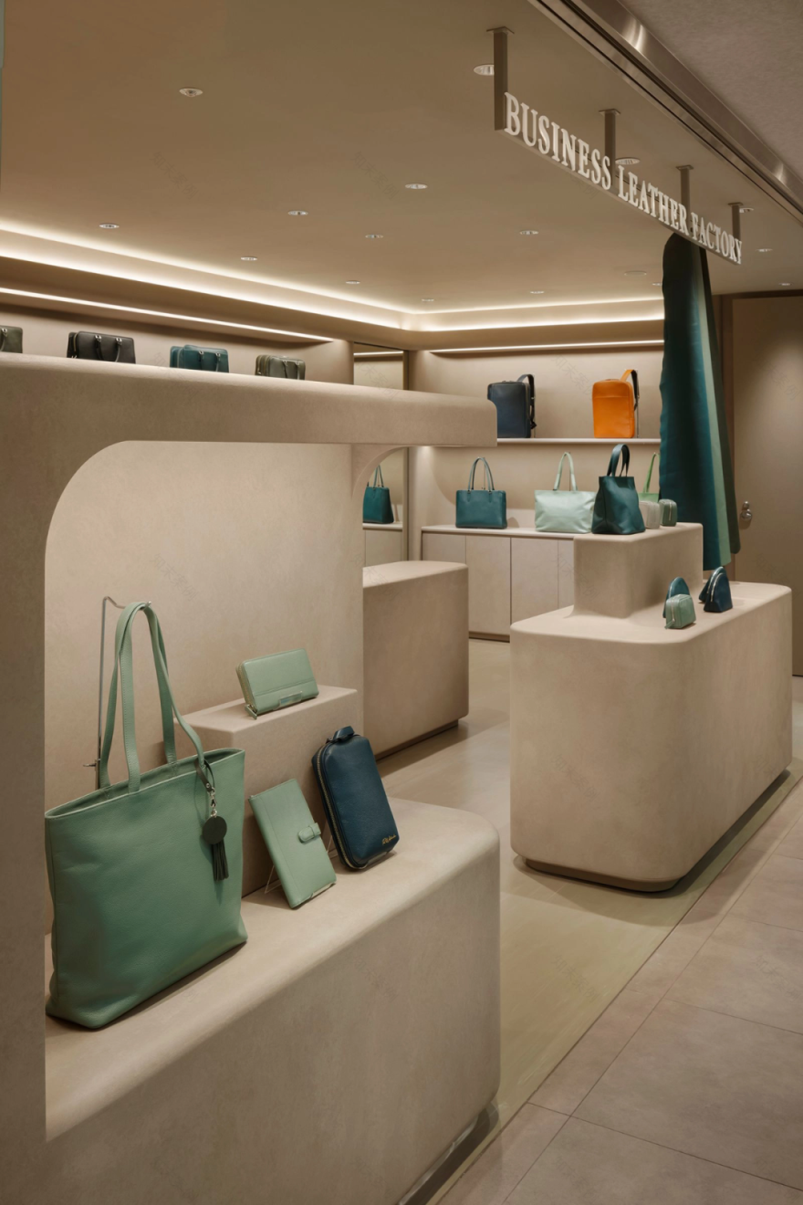 Unimall “柔软风” 包具概念店设计-5