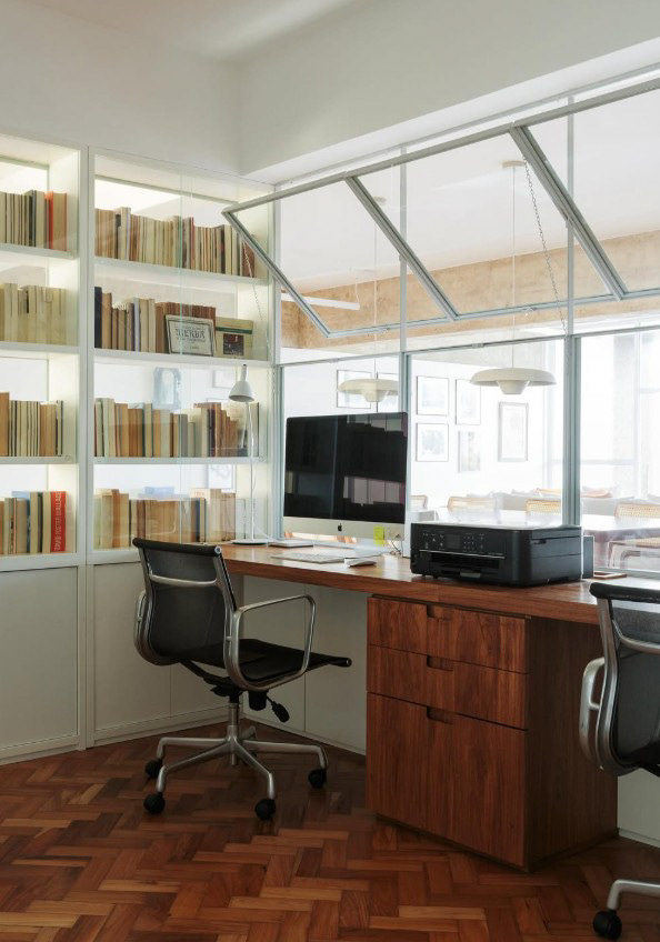 露西亚和埃利奥公寓 · 2024-13