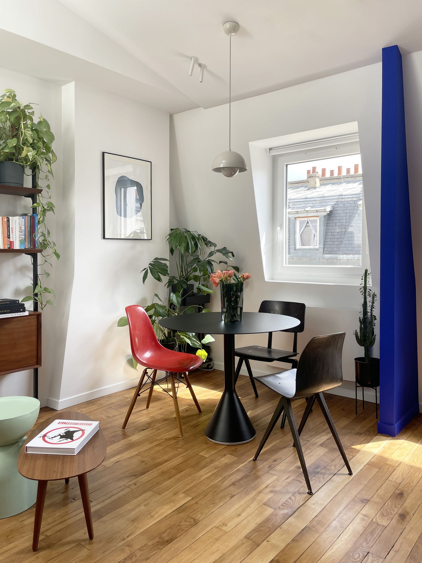 巴黎屋顶下靠近植物园的25平米小公寓丨法国巴黎丨Ami工作室（Charlotte Fontaine等创立）-23