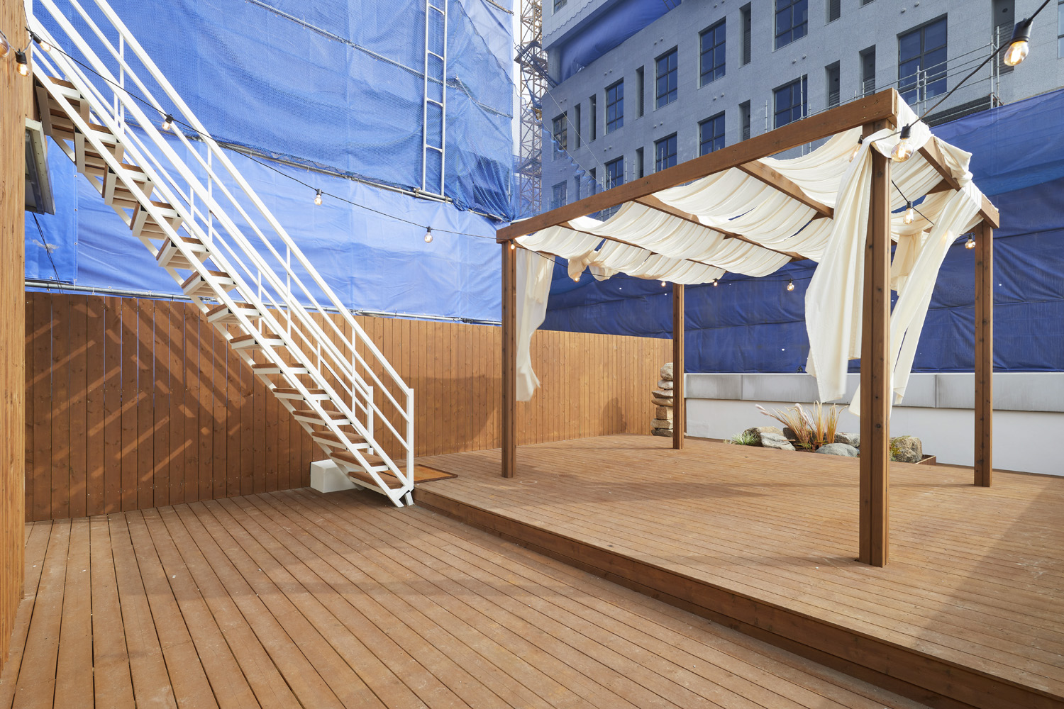 韩国白色&木色现代办公室设计-18