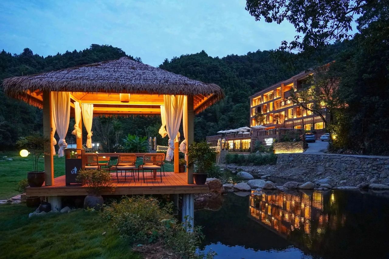 小河弯弯民宿丨中国湖南丨莫子先生设计-14