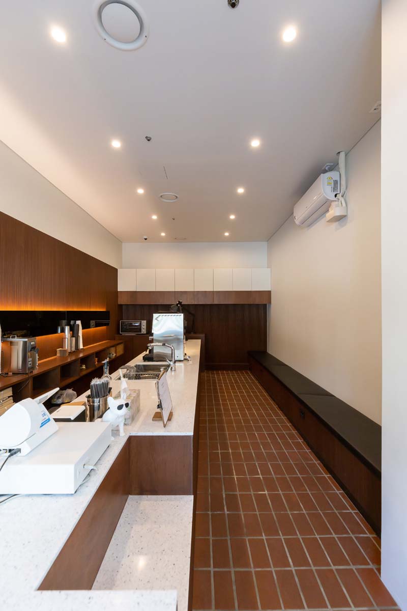 首尔 8 坪咖啡厅 精致室内设计展现个性魅力-5