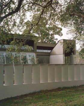 Lane Cove住宅，澳大利亚 / Lachlan Seegers Architect