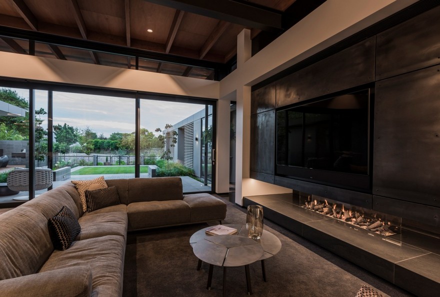Fendalton House Features a Natural Warmth within a Slightly Industrial Aesthetic-24