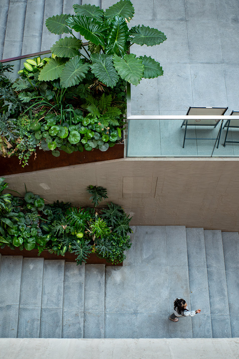 广州中大门「城市之丘THE HILLS」丨中国广州丨竖梁社悬亮子工作室-32