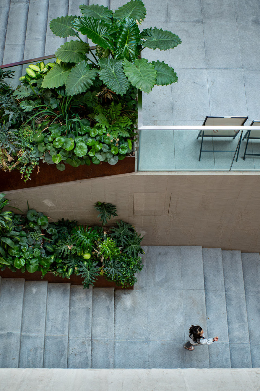 广州中大门「城市之丘THE HILLS」丨中国广州丨竖梁社悬亮子工作室-32